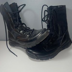nike combat boots
